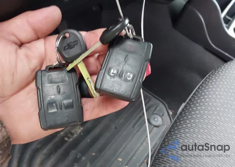 2019 Chevrolet Silverado 1500 Custom from USA, damaged, VIN 1GCRYBEH2KZ403678